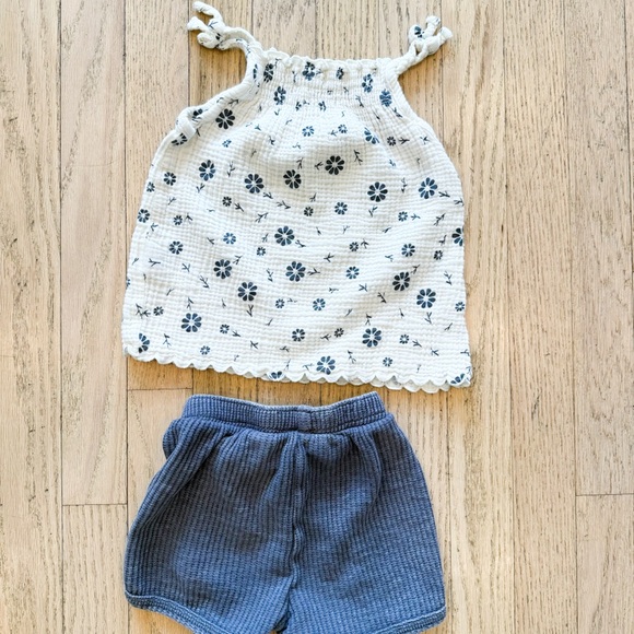 Grayson Collective Floral Knit Top and Shorts Set for Kids - Picture 2 of 4